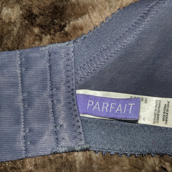 Purple lace bra - Picture 2 of 7